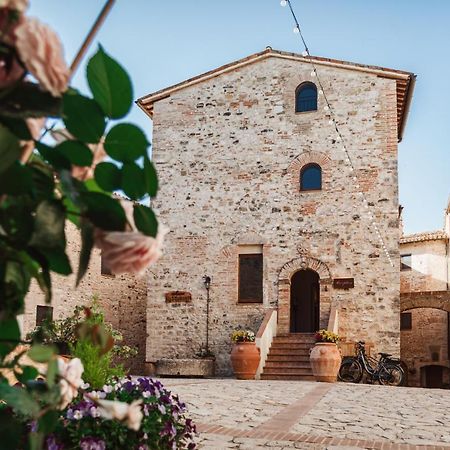 Borgo Petroro Hotel Todi Eksteriør billede