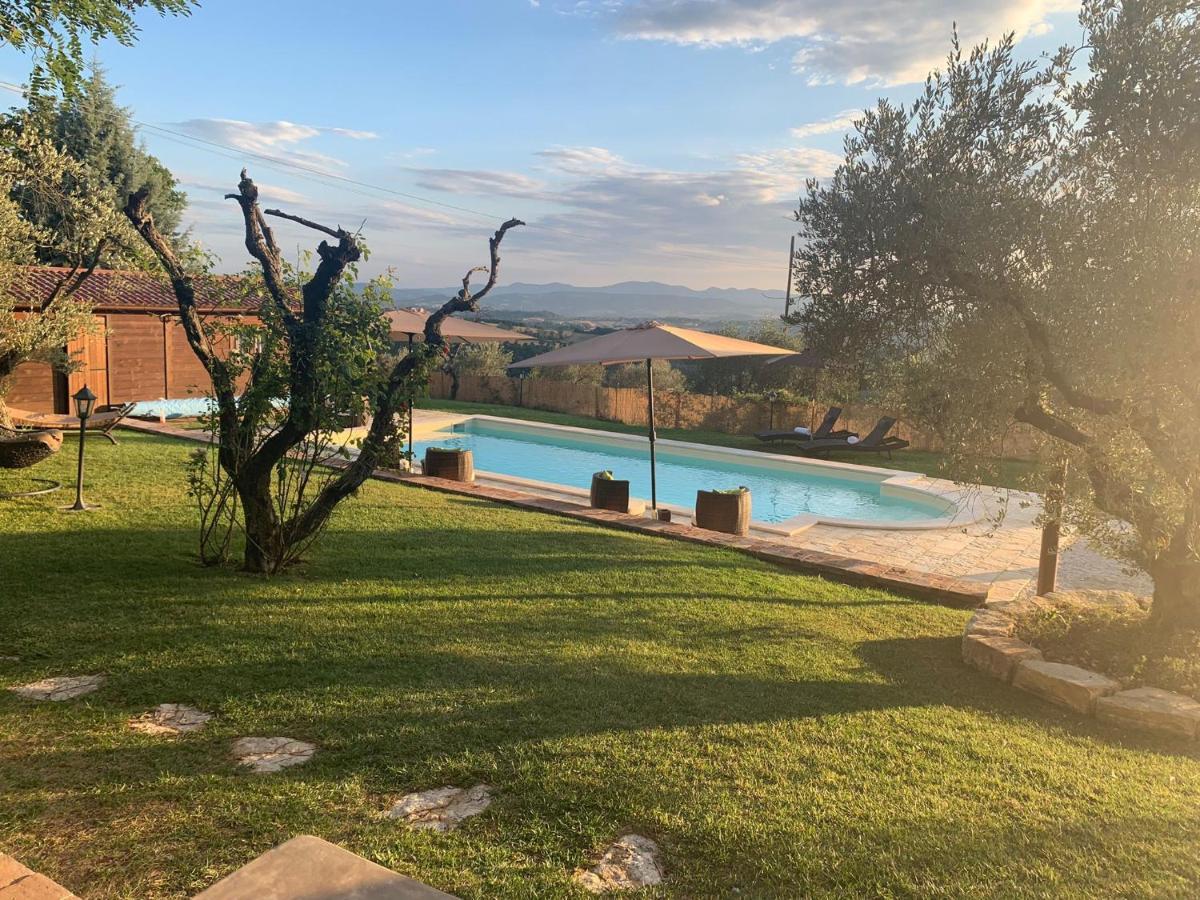 Borgo Petroro Hotel Todi Eksteriør billede
